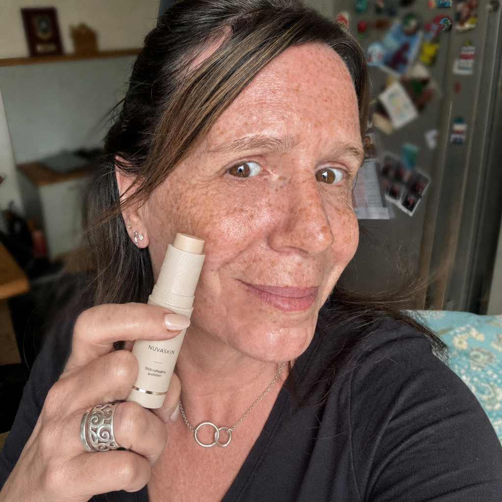 pure-collagen-wand-1-lifestyle-02-test2.png